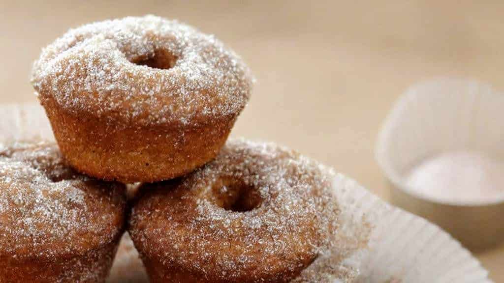 Hausgemachte Apfel-Donut-Muffins: Flauschig, Süß und Einfach